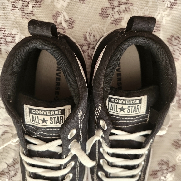 ⚘️HP⚘️Converse Unisex Youth 6/Men's 6/Wmn's 8 Black White Mid-High Top Sneakers - Picture 4 of 10